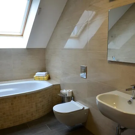 Rustico S.r.o. Gasthuis 4*